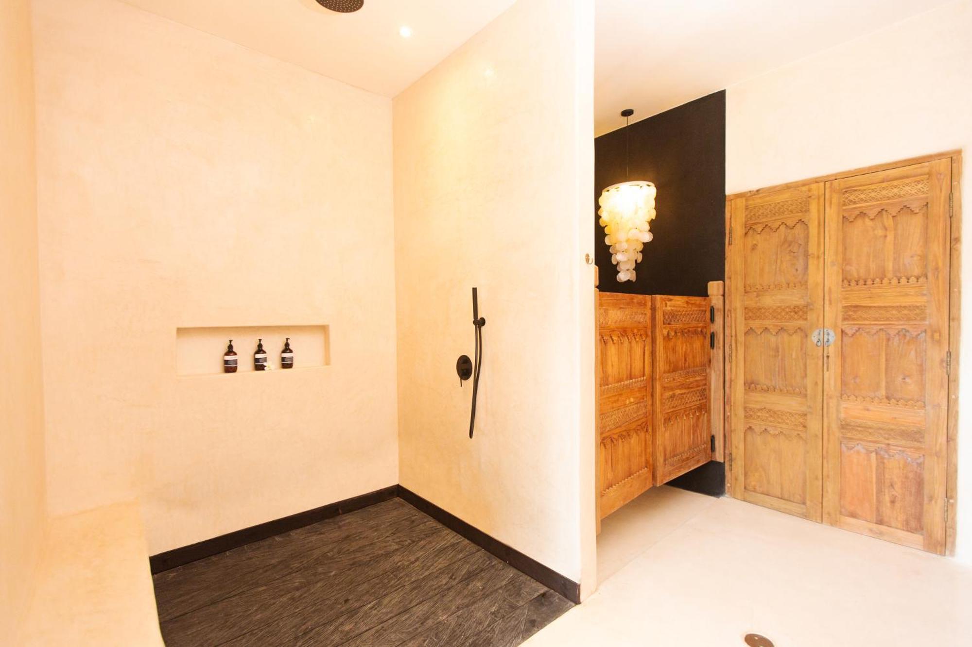 Oshom Bali At Nuanu Creative City Tanah Lot  Room photo